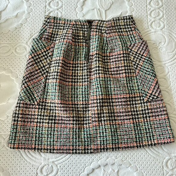 Maeve by Anthropologie Bijou Plaid Tweed Knit Mini Skirt with front patch pocket - Picture 3 of 6